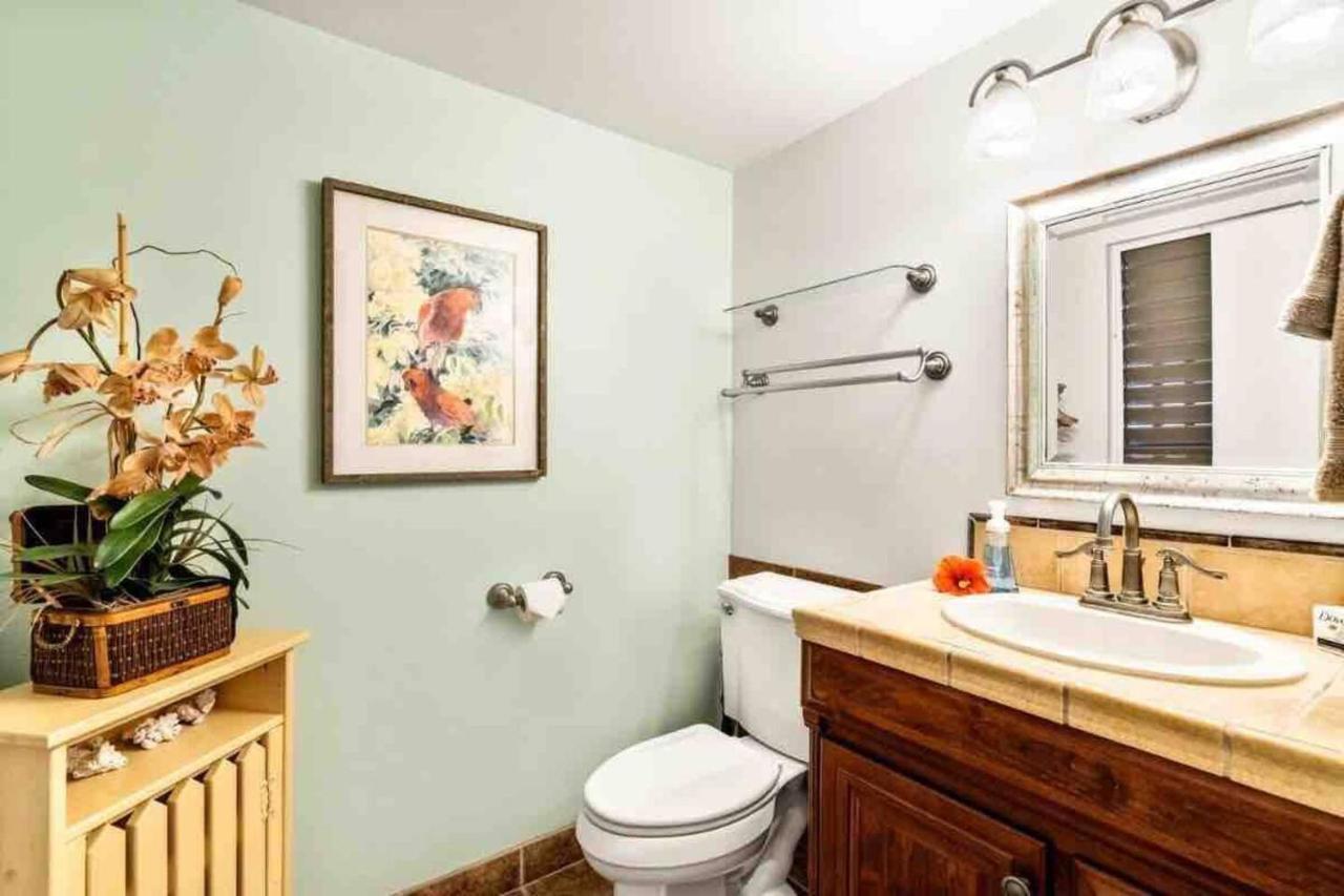 Family Friendly Kailua Bay View Ac Free Parking Walk To Kailua Village Exterior photo